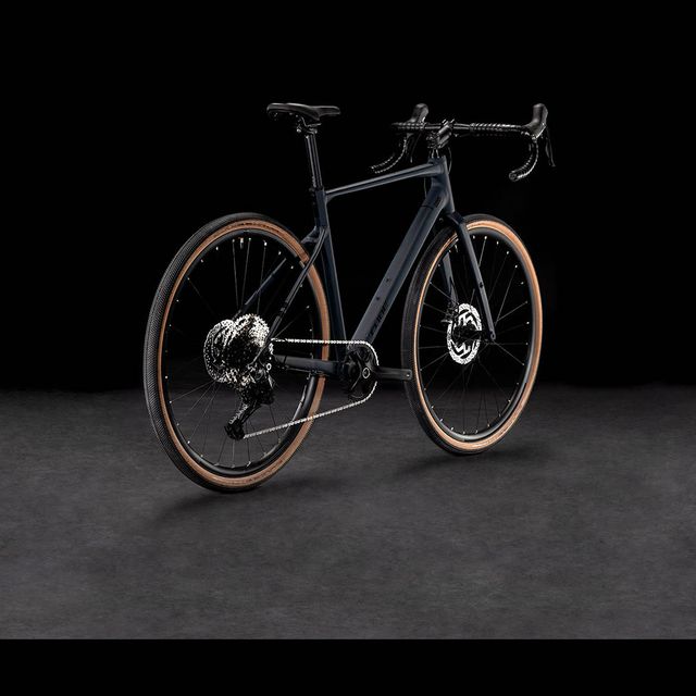 CUBE Nuroad Pro gravel-pyörä CUBE Nuroad Pro gravel-pyörä